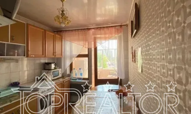 Продаж 1-кімнатної квартири на просп. Перемоги 73-Б | Toprealtor