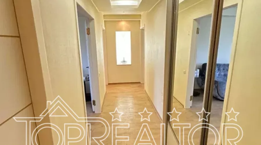 Продаж 3-кімнатної квартири на просп. Перемоги 72 | Toprealtor