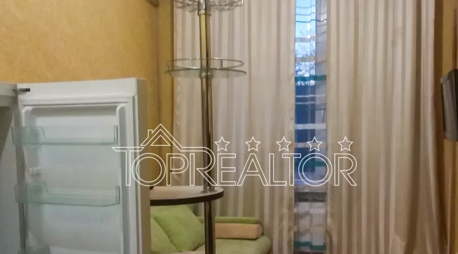 Продається 1-кімнатна студійна квартира на вулиці Велика Панасівська 108 | Toprealtor