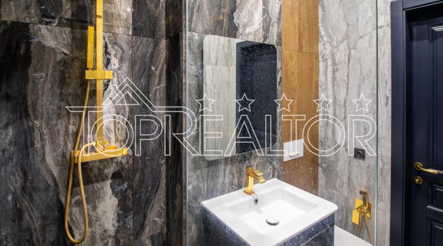 Продам 5-кімнатну квартиру в ЖК Резиденція з 2-ма паркінгами | Toprealtor