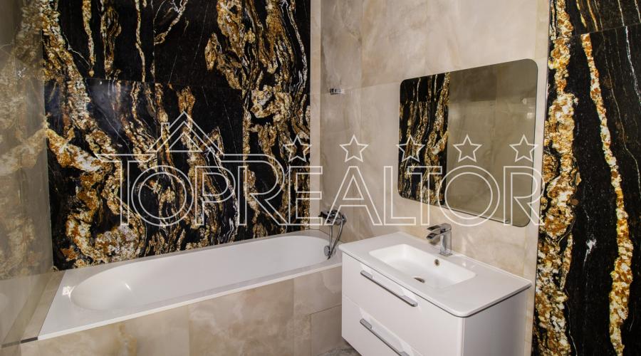 Продам 5-кімнатну квартиру в ЖК Резиденція з 2-ма паркінгами | Toprealtor