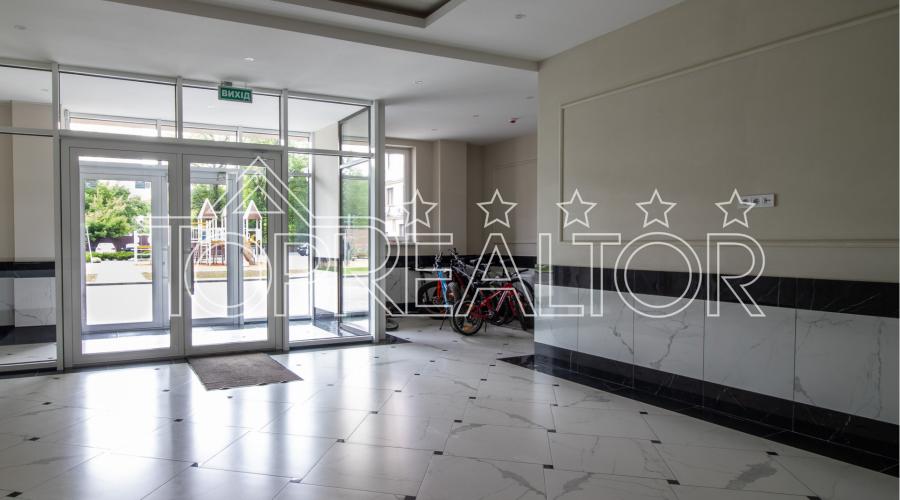 Продам 5-кімнатну квартиру в ЖК Резиденція з 2-ма паркінгами | Toprealtor