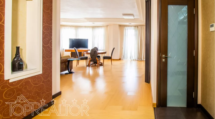 Продам або здам в оренду 3-кімнатну студійну квартиру в садибі Чернишова. | Toprealtor