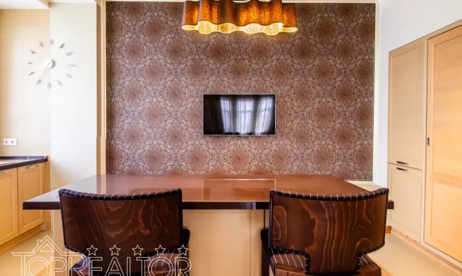 Продам або здам в оренду 3-кімнатну студійну квартиру в садибі Чернишова. | Toprealtor