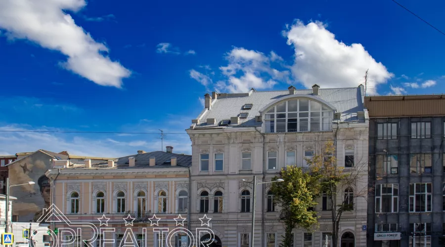 Продаж 3-х поверховий особняк на Сумській | Toprealtor