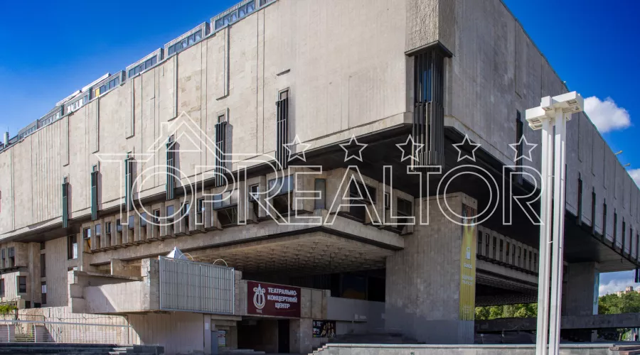 Продаж 3-х поверхового особняка на Сумській | Toprealtor