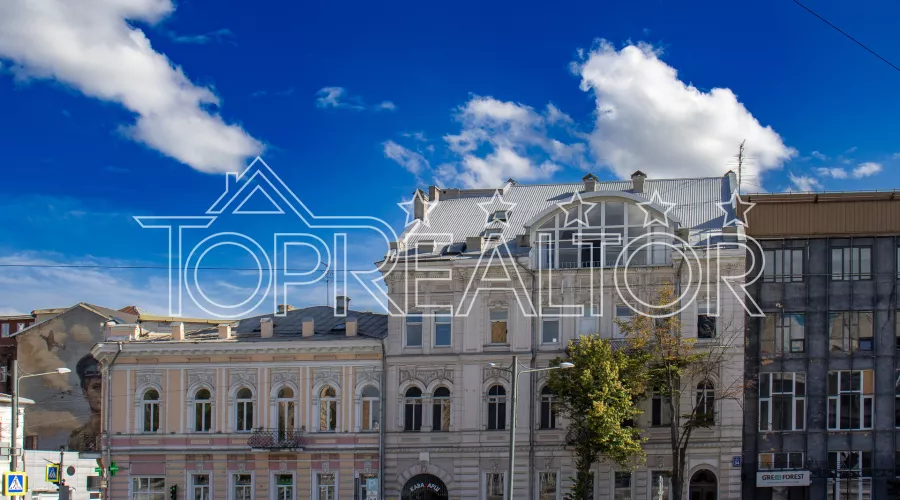 Продаж 3-х поверхового особняка на Сумській | Toprealtor