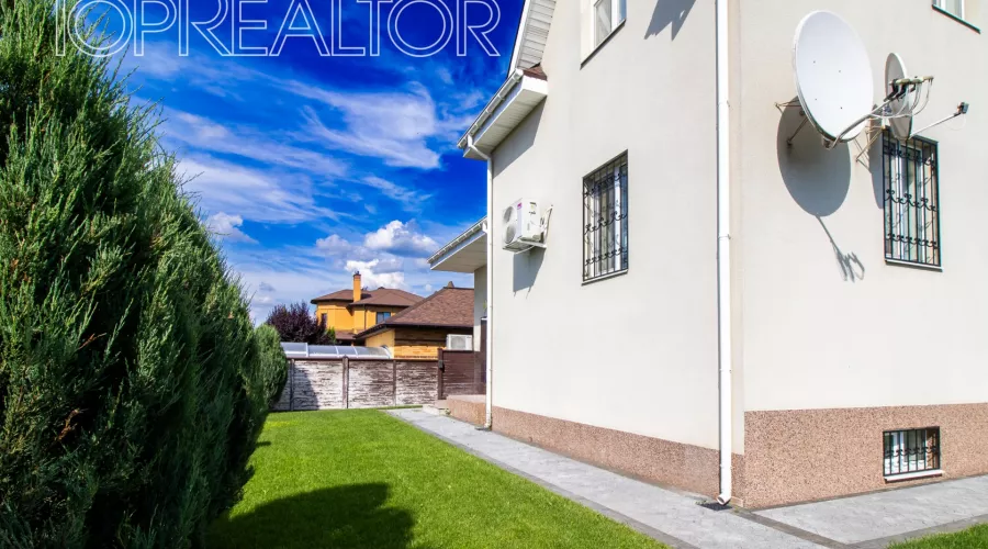 Продам будинок з притулком на Флоринці-1, ремонт 2023 року | Toprealtor