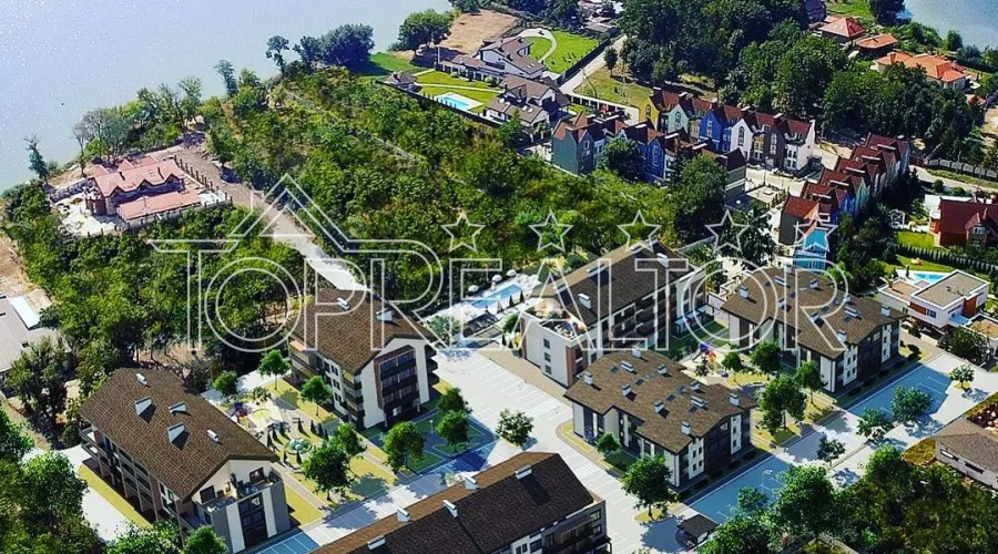 Ділянки від 12 до 15 соток з виходом до води на Журавлівці | Toprealtor