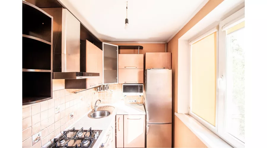 Продається 2-кімнатна квартира на селищі Жуковського | Toprealtor