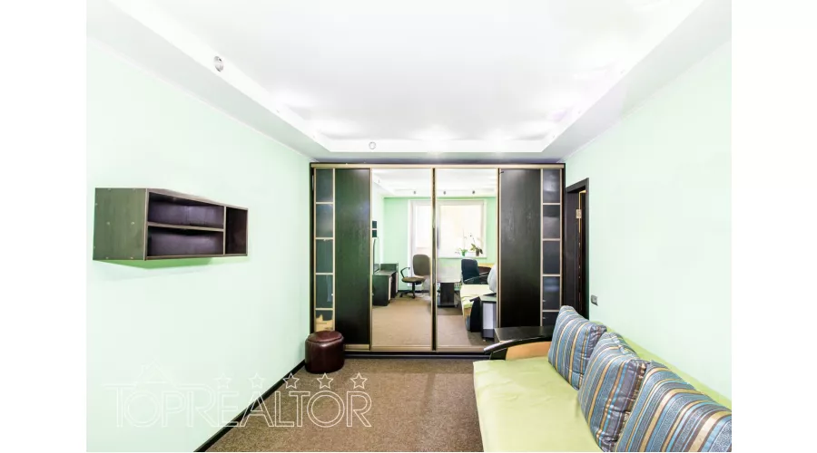 Продається 2-кімнатна квартира на селищі Жуковського | Toprealtor