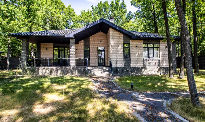 Продам новий 1-поверховий будинок в котеджному селищі Лісове | Toprealtor