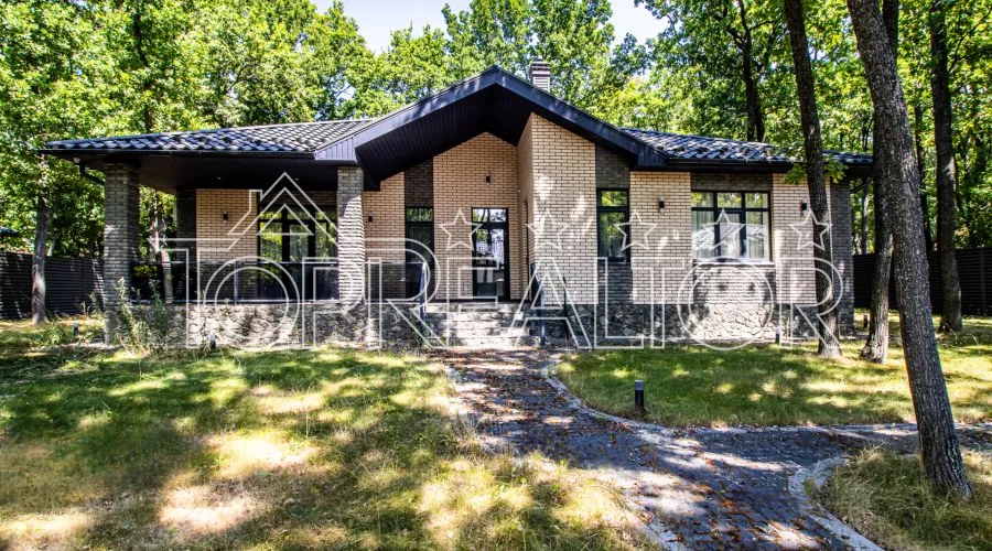 Продам новий 1-поверховий будинок в котеджному селищі Лісове | Toprealtor