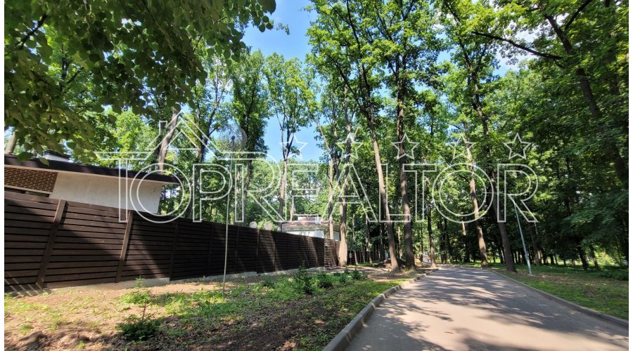 Продам участок 14 соток в коттеджном посёлке Роял Клаб | Toprealtor