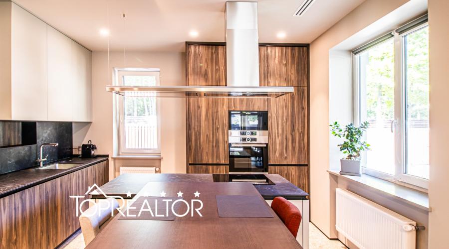 Продам 2-поверховий котедж у селищі Лісове. Без комісії! | Toprealtor