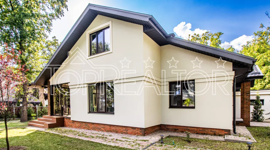 Продам 2-этажный коттедж в поселке Лесное. Без комиссии! | Toprealtor