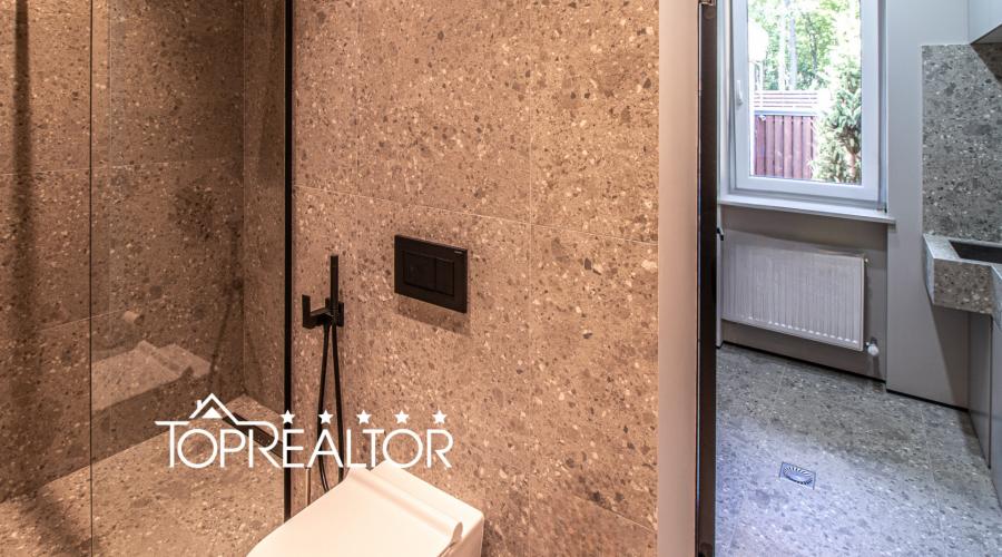 Продам 2-поверховий котедж у селищі Лісове. Без комісії! | Toprealtor