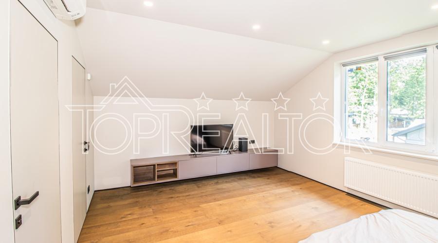 Продам 2-поверховий котедж у селищі Лісове. Без комісії! | Toprealtor