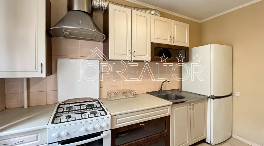 Продам 3 кімнатну квартиру в самому центрі міста! Студентська 5\2 | Toprealtor