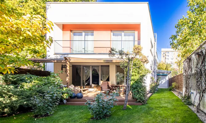 Продам современный двухэтажный коттедж на Шатиловке! | Toprealtor