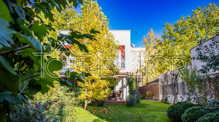 Продам сучасний двоповерховий котедж на Шатилівці! | Toprealtor