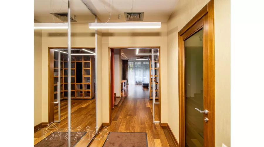 Продам сучасний двоповерховий котедж на Шатилівці! | Toprealtor