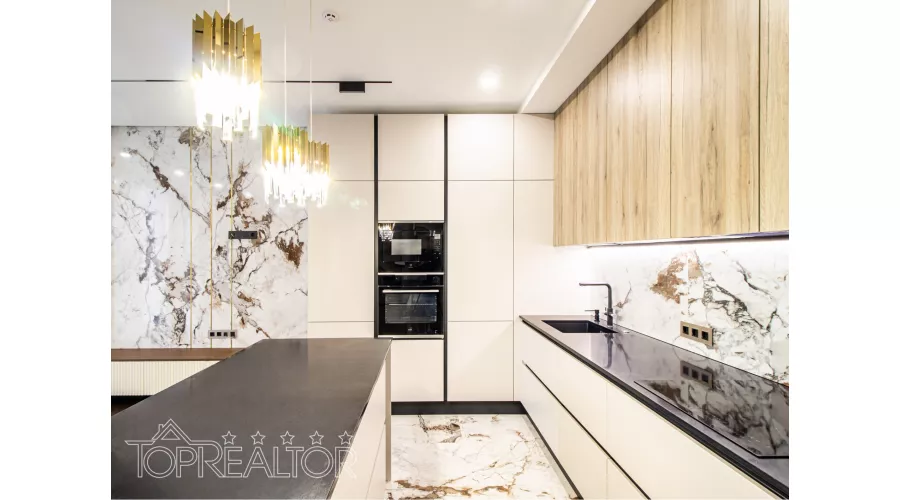 Продам 4-кімн. квартиру з дизайнерським ремонтом у ЖК Резиденція | Toprealtor