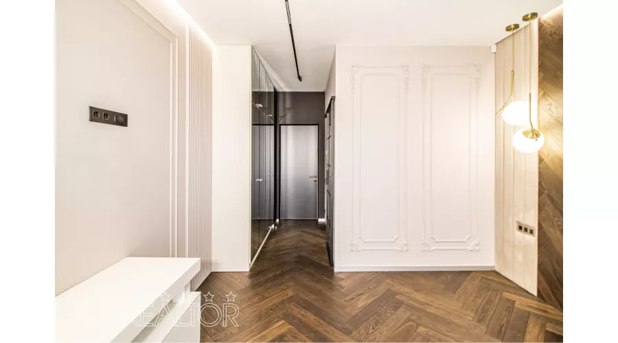 Продам 4-кімн. квартиру з дизайнерським ремонтом у ЖК Резиденція | Toprealtor