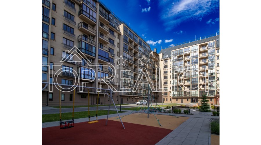 Продам 4-комн. квартиру с евроремонтом в ЖК Резиденция 140 кв. м  | Toprealtor