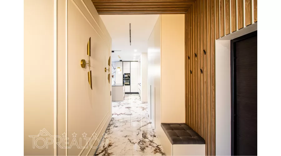 Продам 4-кімн. квартиру з дизайнерським ремонтом у ЖК Резиденція | Toprealtor