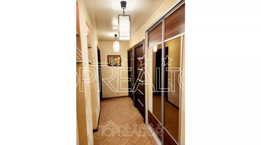 Продам хорошу, теплу 3-кімнатну квартиру на Салтівці. | Toprealtor