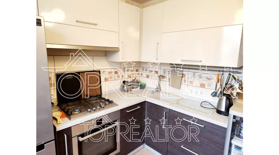 Продам хорошу, теплу 3-кімнатну квартиру на Салтівці. | Toprealtor