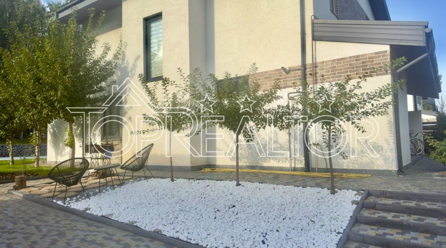 Продам будинок у закритому гарному котеджному селищі Чайківка Hills | Toprealtor