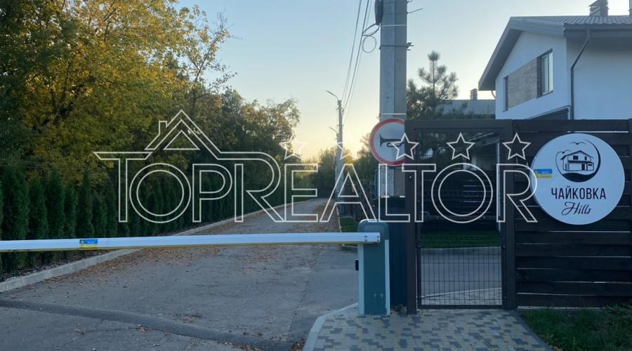 Продам будинок у закритому гарному котеджному селищі Чайківка Hills | Toprealtor