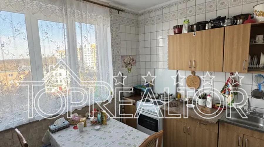 Продаж 2-к квартири на Олексіївці, вул. Архитекторов 34 | Toprealtor