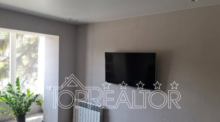 Продам 1 кімнатну квартиру,  проспект Науки 32! | Toprealtor