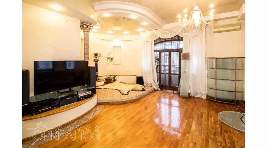 Продам 2-ярусну 5-кімн. квартиру в історичному особняку на вул. Алчевських | Toprealtor