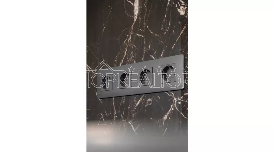 Продам! Квартира 3-кімнатна з ремонтом. ЖК Кристалл | Toprealtor