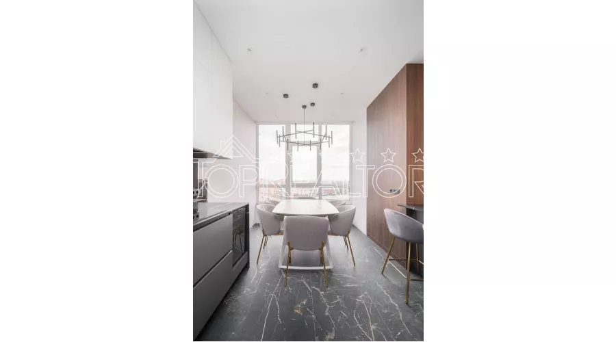 Продам! Квартира 3-комнатная с ремонтом. ЖК Кристалл | Toprealtor