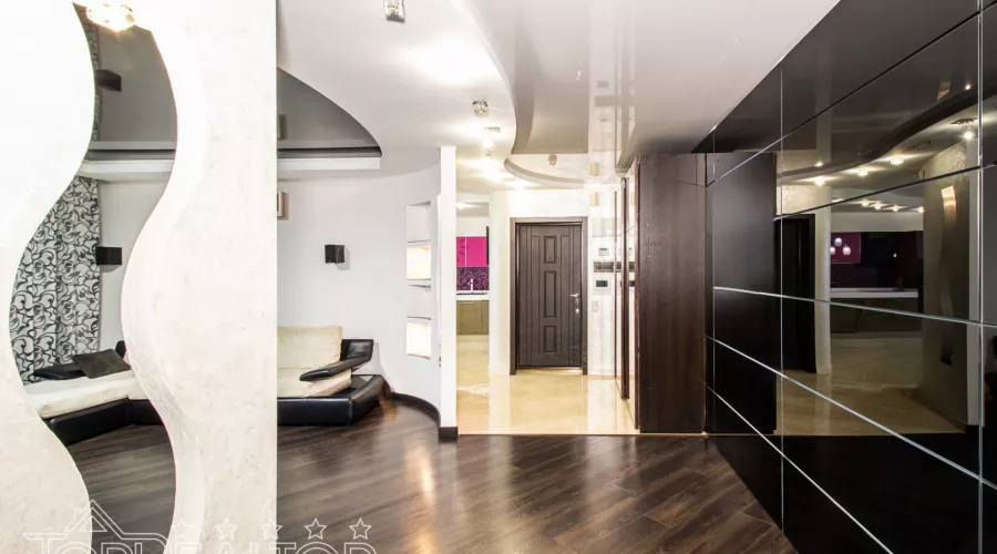 Продам 3 кімнатну квартиру 125м в новобудові ЖК Моноліт на Салтівці 524 мк. р-н | Toprealtor