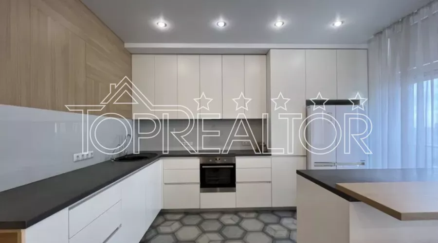 Продаж 5-кімнатна квартира в ЖК Ультра | Toprealtor