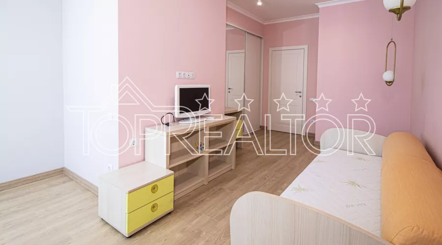 Продаж! 5-кімнатна квартира в ЖК Олімп з дизайнерським ремонтом. Є відеоогляд. Без комісії! | Toprealtor