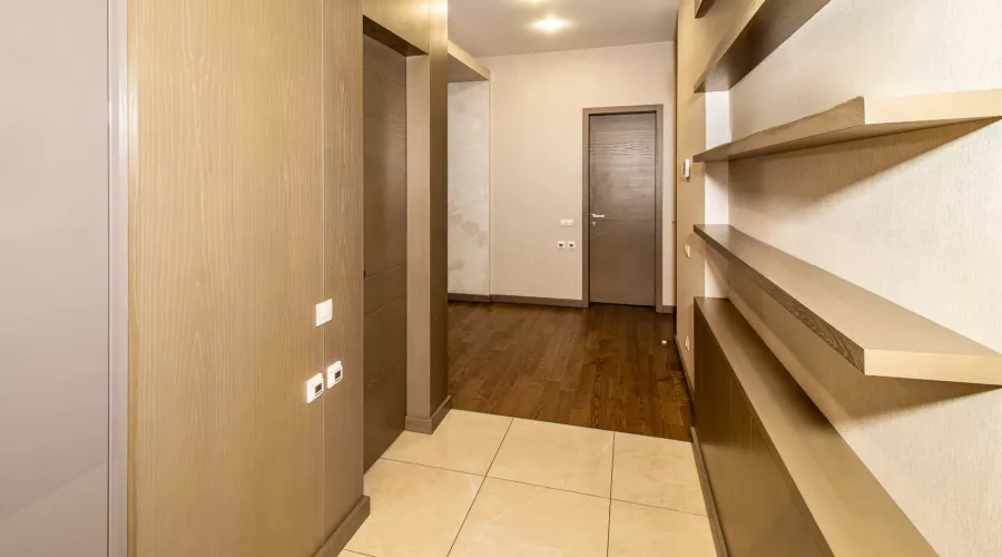 Продаж! 4-кімн. квартира з дизайнерським ремонтом у ЖК на вул. Ярослава Мудрого 30-А | Toprealtor