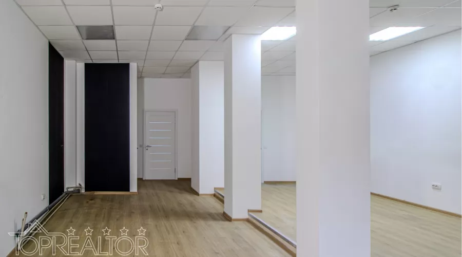 Оренда приміщення в офісному центрі Готель Харків | Toprealtor