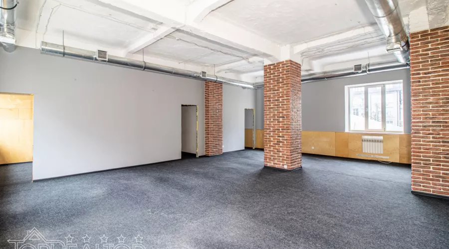 Оренда приміщення в офісному центрі Готель Харків | Toprealtor