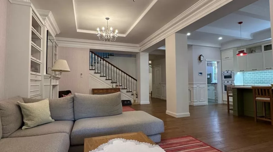 Продам коттедж с дизайнерським ремонтом на Шатилівці | Toprealtor