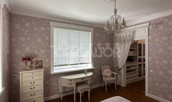 Продам коттедж с дизайнерским ремонтом на Шатиловке | Toprealtor