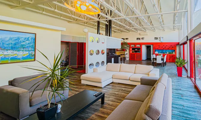 Продається, розкішний, просторий будинок пр. Науки, метро 23 Серпня | Toprealtor