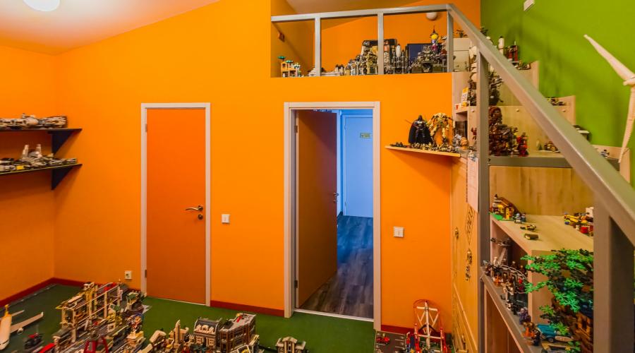 Продається, розкішний, просторий будинок пр. Науки, метро 23 Серпня | Toprealtor