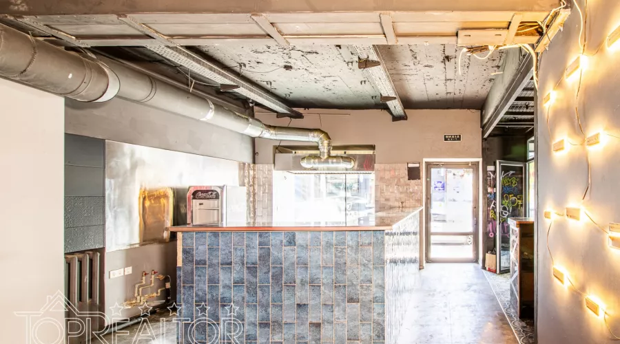 Здам приміщення на 1 поверсі, під магазин, громадське харчування на вул. Ярослава Мудрого 37 | Toprealtor